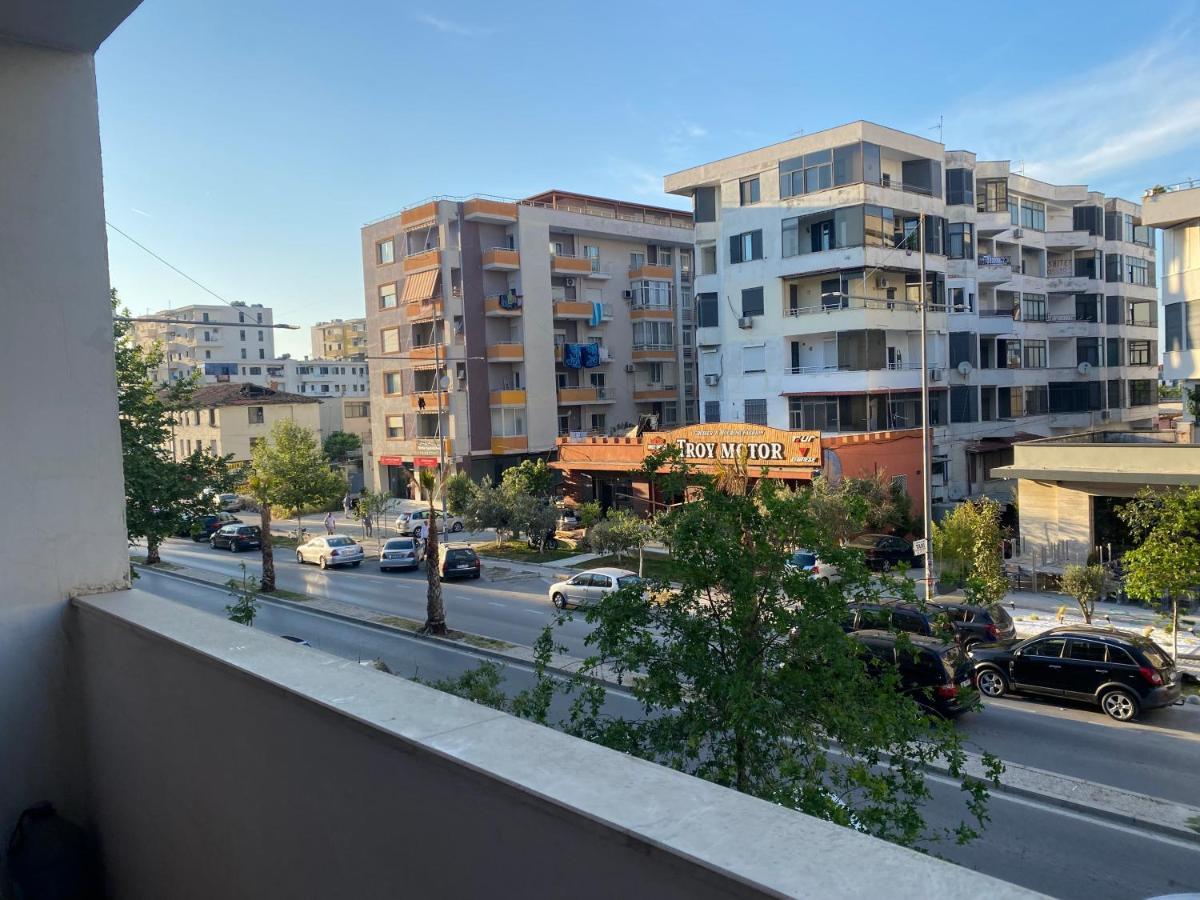 Ajla Apartment Драч Екстериор снимка