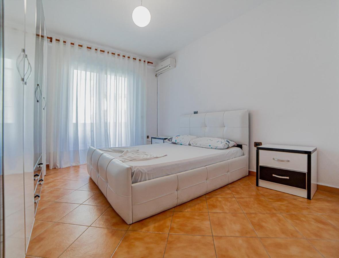 Ajla Apartment Драч Екстериор снимка