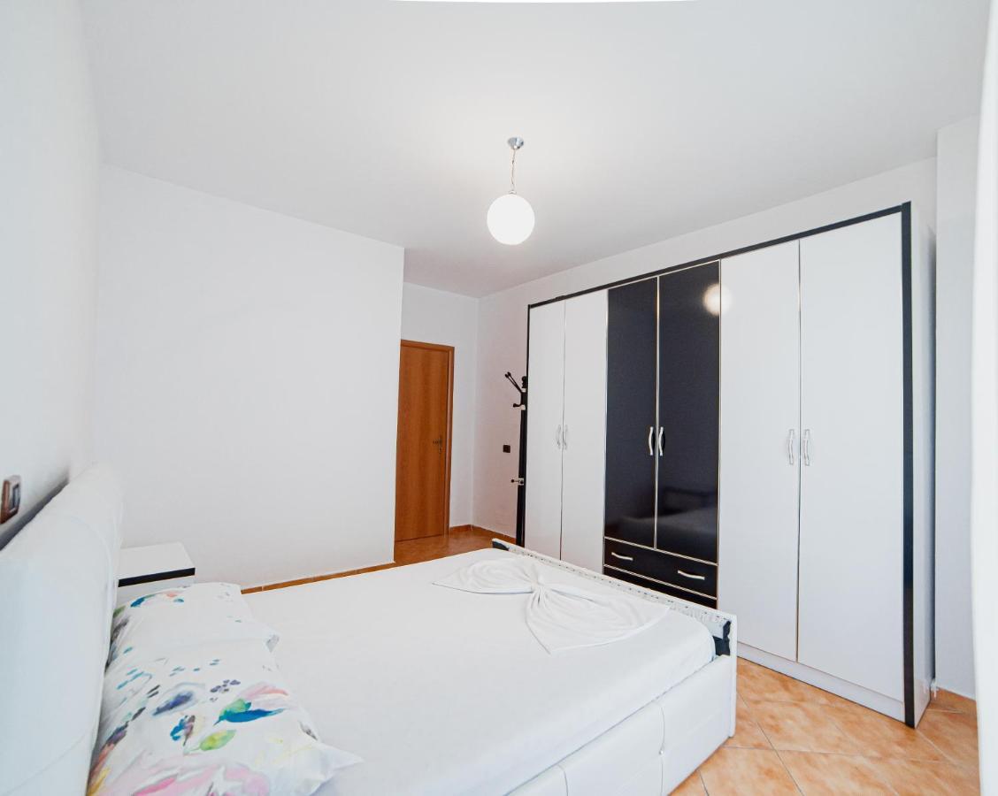 Ajla Apartment Драч Екстериор снимка